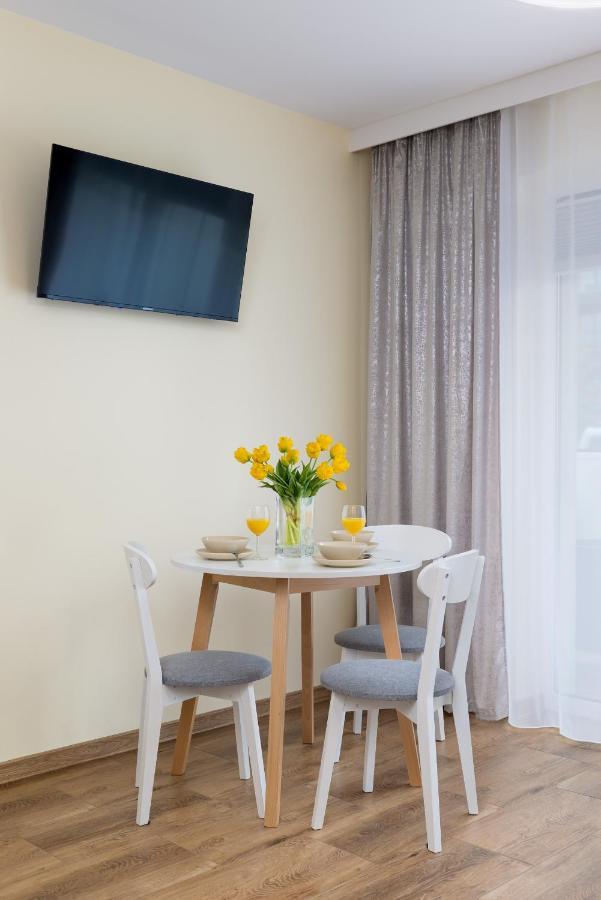 Apartment Modern In & By Renters